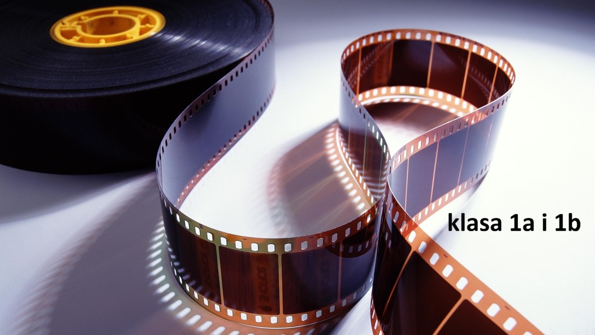 Klasa 1a i 1b z wizytą w kinie
